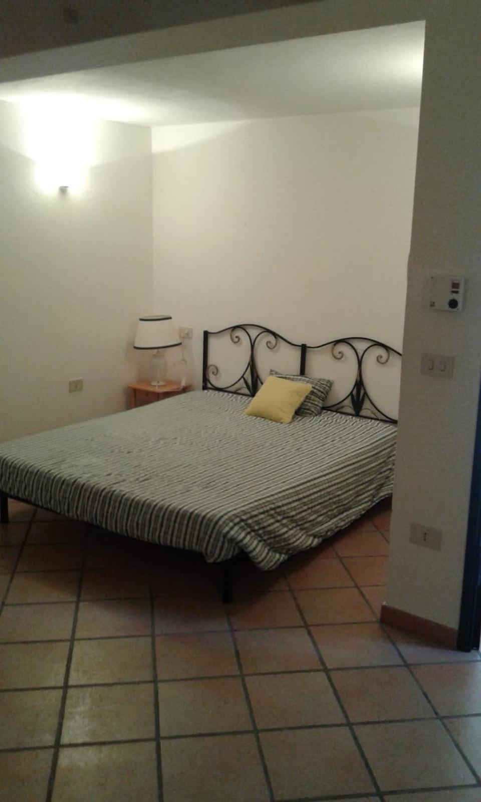 Monolocale In Villa Centrale La Maddalena  Zewnętrze zdjęcie
